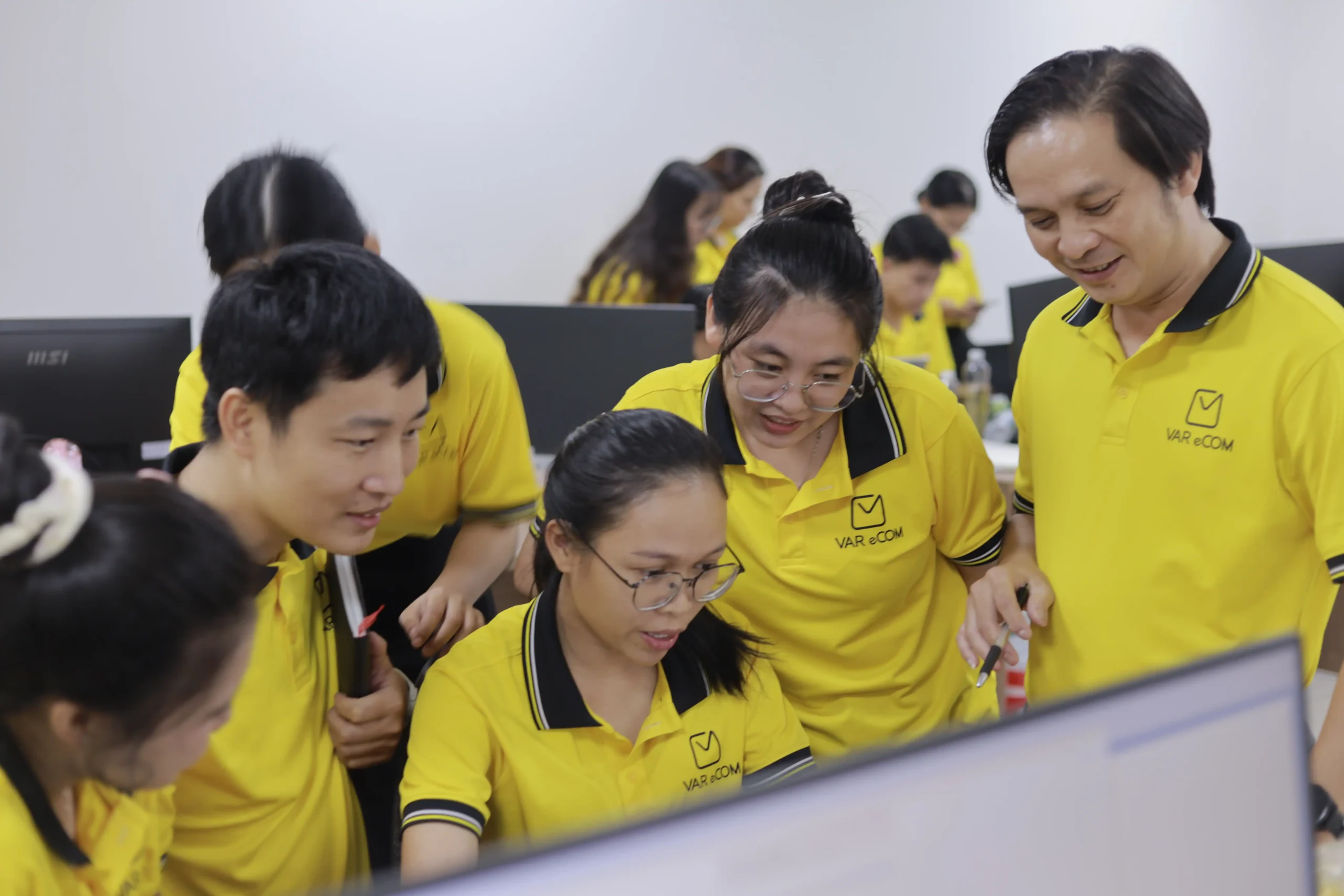 Đội ngũ VAR eCOM