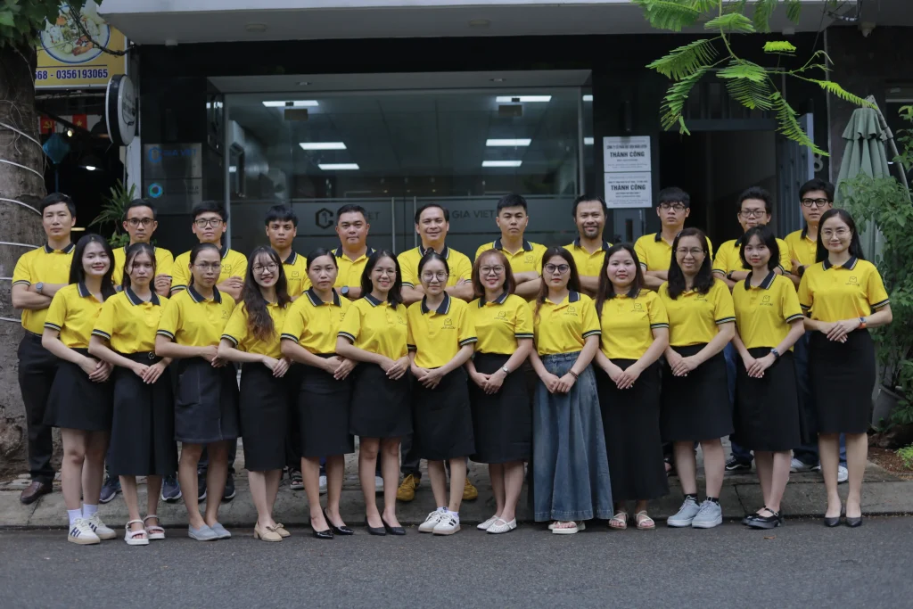 Đội ngũ nhân viên VAR eCOM